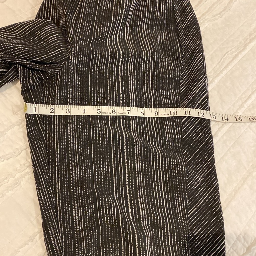 ATHLETA EUC - Picture 10 of 13